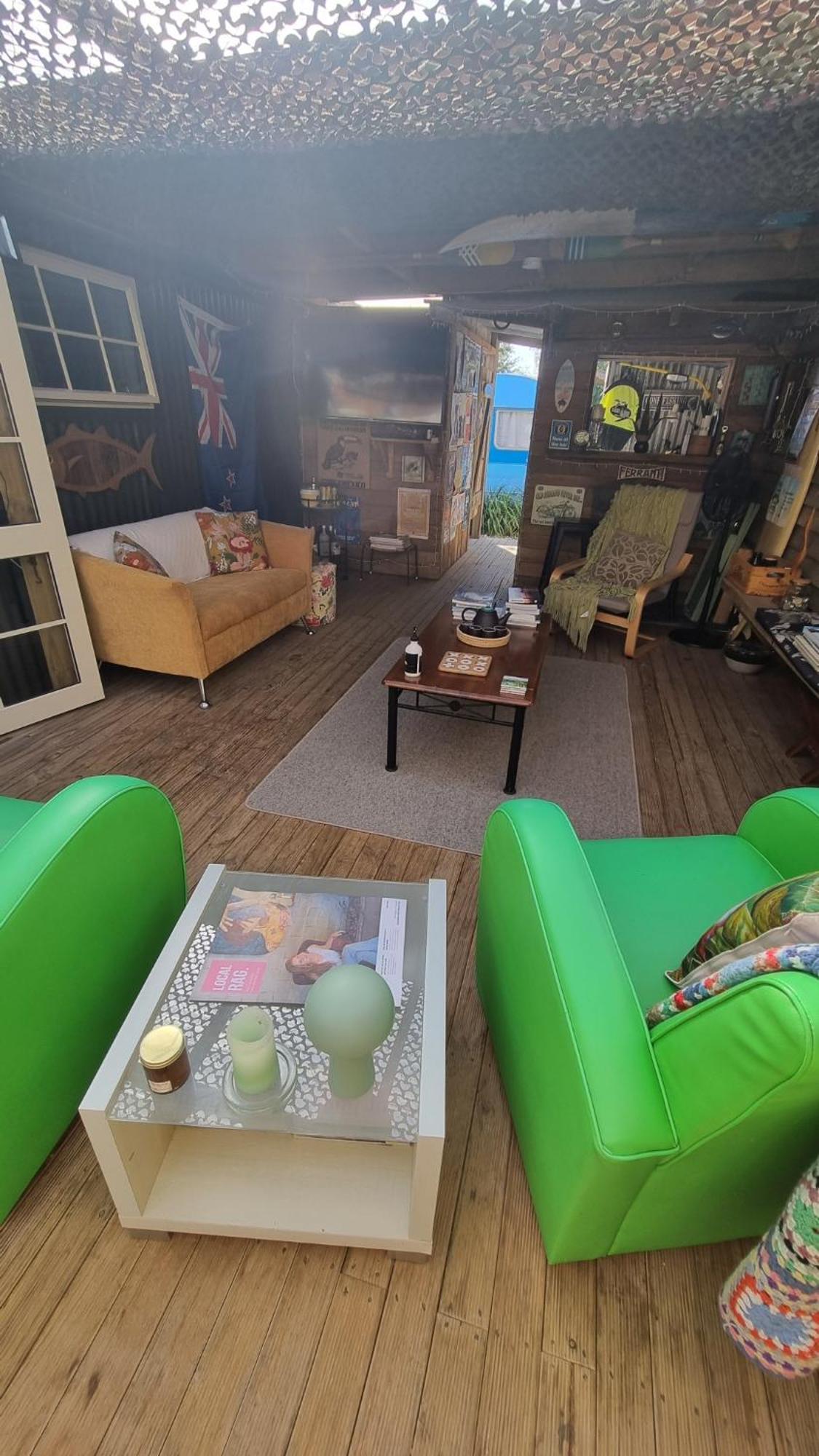 Raglan West Retro Beach Vibe Accommodation Exteriér fotografie